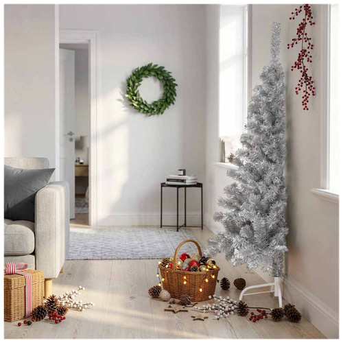 Half christmas tree - half,